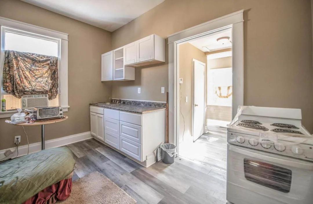 صباغ الكويت | معلم صباغ بيوت أطفال | ألوان ورسومات مبهجة - صباغ الكويت